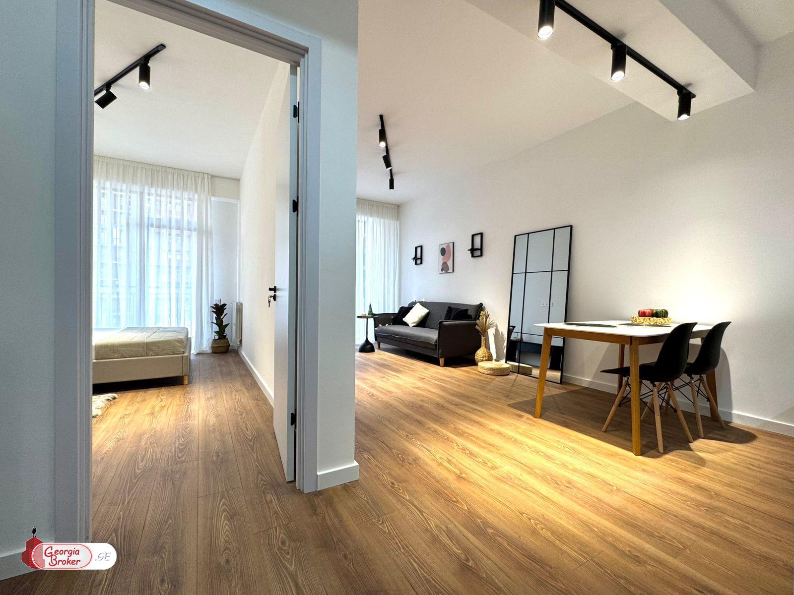 იყიდება ახალი გარემონტებული 2 ოთახიანი ბინა